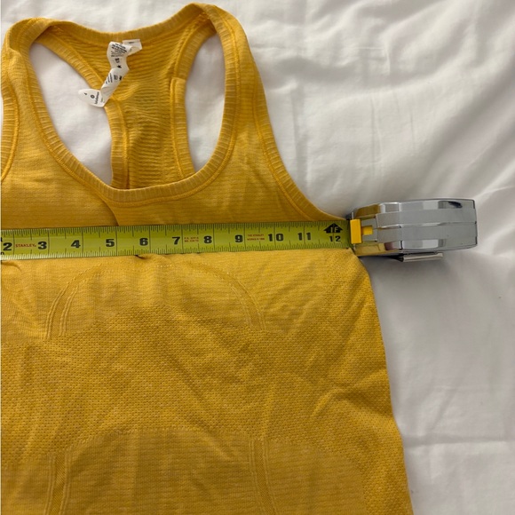 Lululemon Swiftly Tech Racerback Tank - Picture 2 of 9